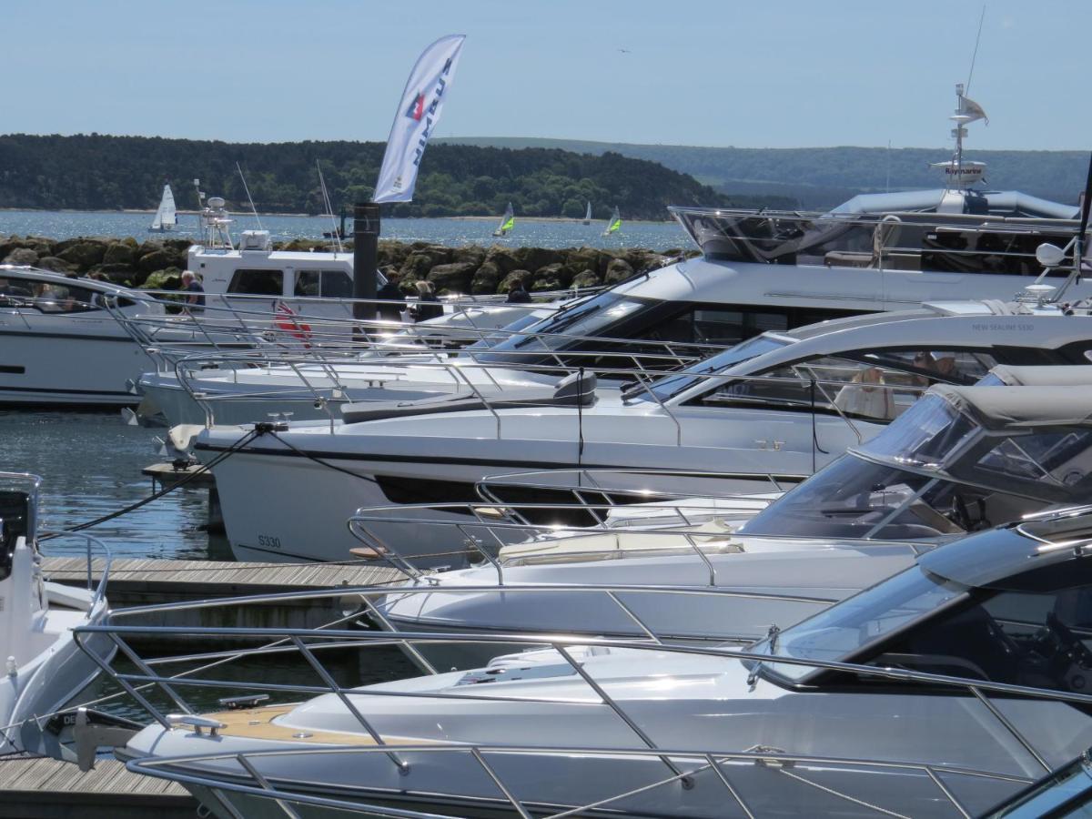 Custom House Poole - Hawkhurst Chamber Villa Bagian luar foto